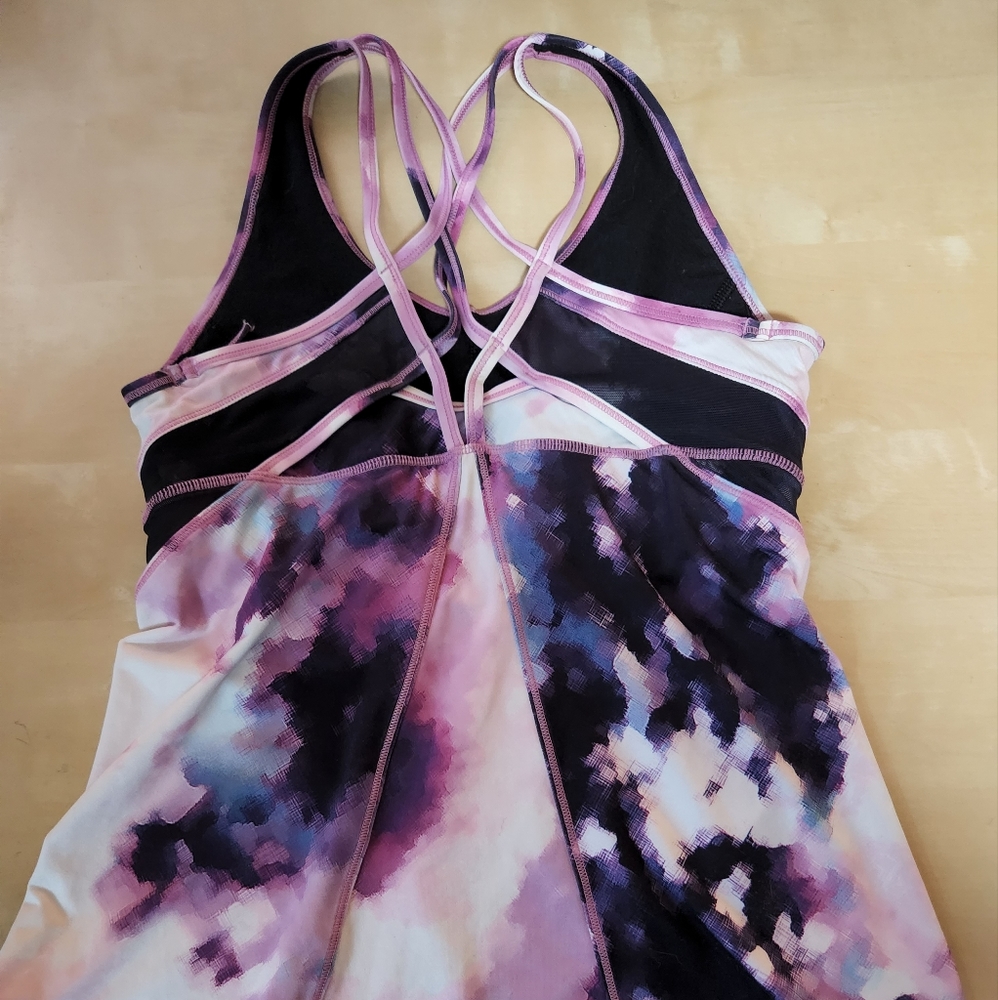 Lululemon Strap It Like Its Hot 8 Purple Tank